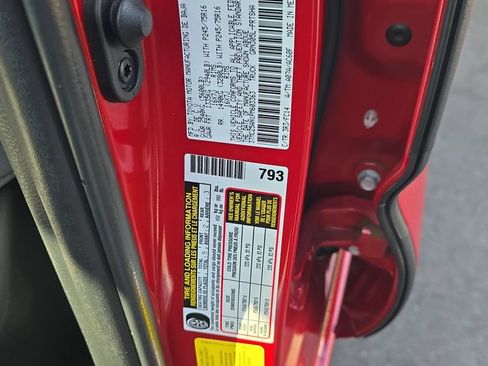 Used 2023 Toyota Tacoma SR5 w/ Technology Package AWD/4WD image 27