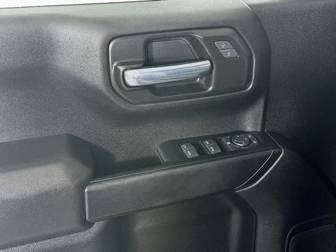 Used 2022 Chevrolet Silverado 1500 Custom image 24