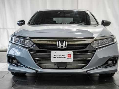 Used 2021 Honda Accord Sport image 2