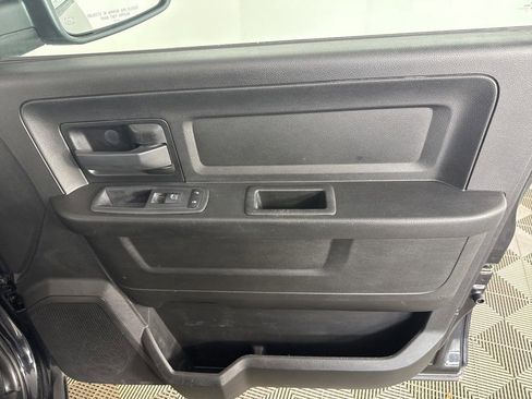 Used 2019 RAM 1500 Express w/ Wheel & Sound Group AWD/4WD image 27