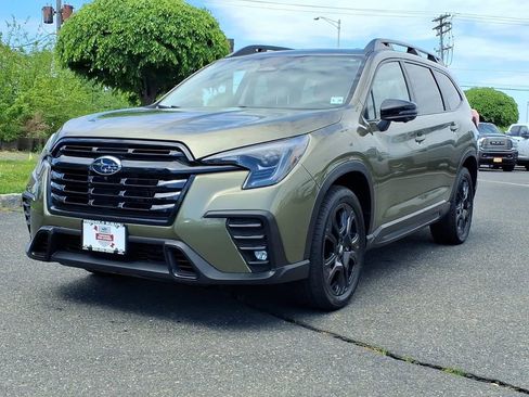 Certified 2023 Subaru Ascent Onyx Edition Limited AWD/4WD image 3