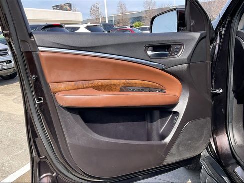 Used 2018 Acura MDX FWD w/ Advance Package image 19