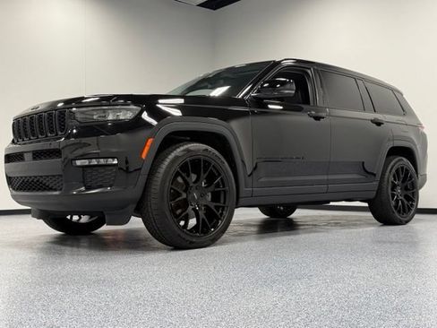 Used 2021 Jeep Grand Cherokee L Limited AWD/4WD image 5