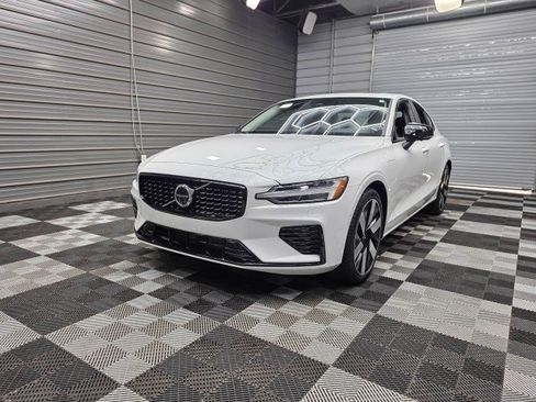 Used 2025 Volvo S60 T8 Plus w/ Climate Package AWD/4WD image 44