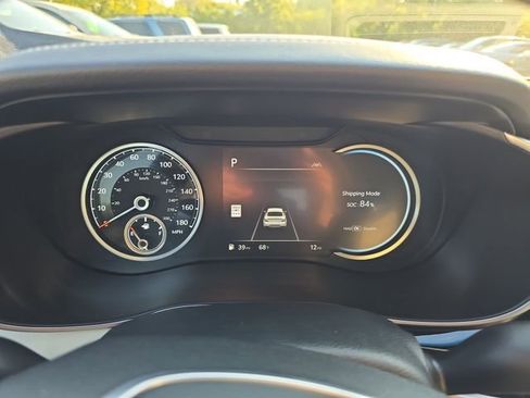 Used 2026 Genesis G70 2.5T image 15