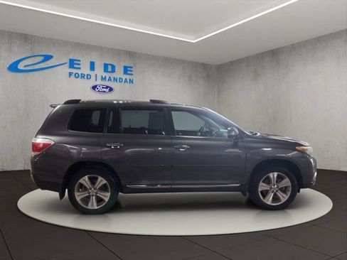 Used 2012 Toyota Highlander Limited w/ Tow Pkg AWD/4WD image 14