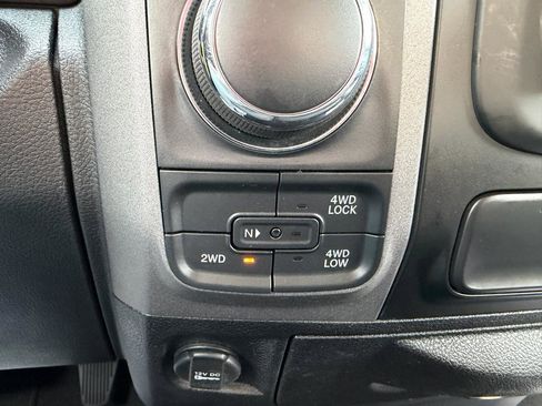 Used 2018 RAM 1500 Express w/ Express Value Package image 17