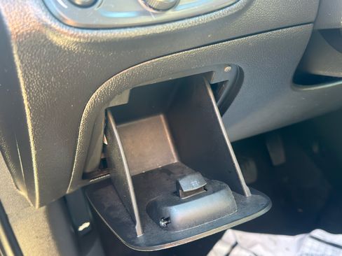 Used 2021 Chevrolet Trax LS w/ Tint and Cruise Package image 18