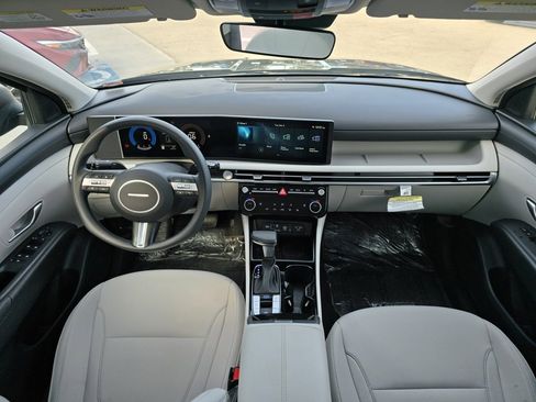 Used 2025 Hyundai Tucson SEL image 25