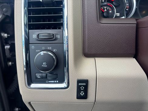 Used 2017 RAM 1500 Laramie w/ Convenience Group image 22