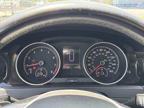 Used 2016 Volkswagen Golf SEL FWD image 18