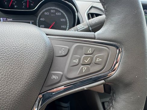Used 2016 Chevrolet Cruze Premier FWD image 12