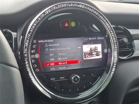 Used 2023 MINI Cooper S image 3