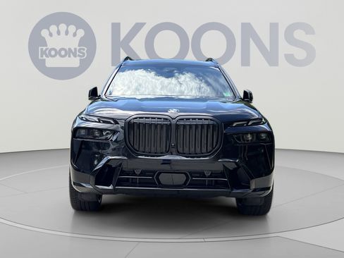 Used 2026 BMW X7 xDrive40i AWD/4WD image 11