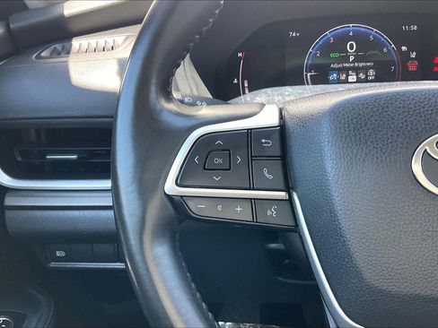 Used 2024 Toyota Grand Highlander AWD image 23