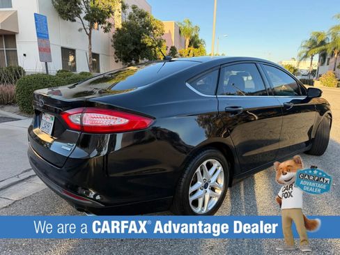 Used 2015 Ford Fusion SE FWD image 9