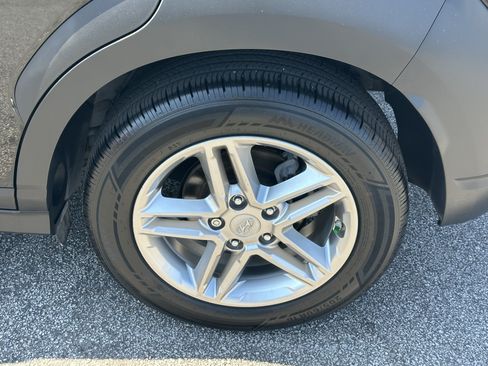 Used 2022 Hyundai Kona SE w/ Cargo Package FWD image 18