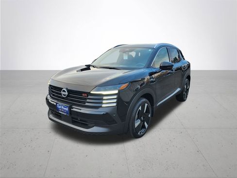 New 2025 Nissan Kicks SR w/ Interior Electronics Package AWD/4WD image 2