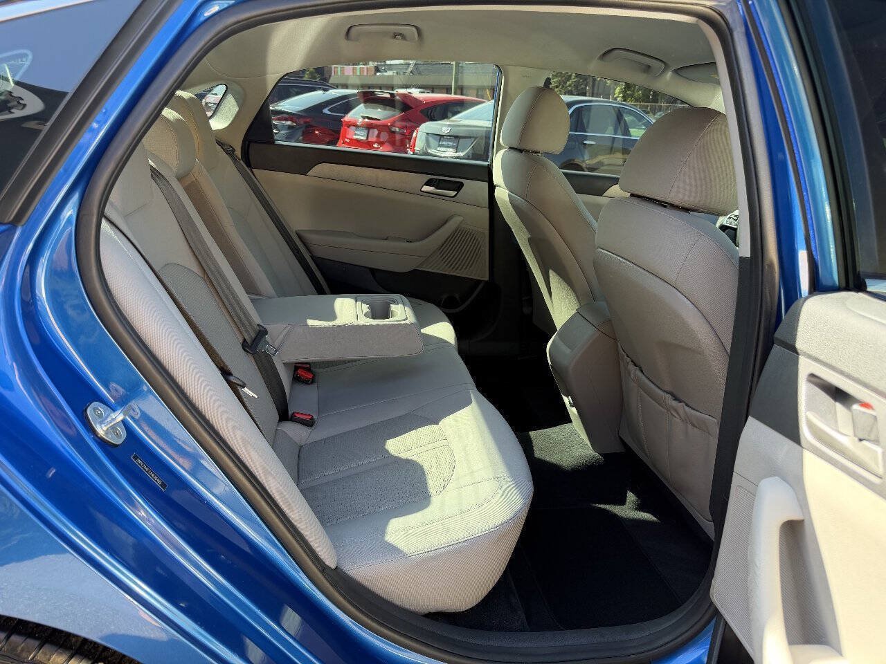 Used 2018 Hyundai Sonata SE FWD image 16
