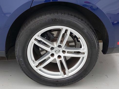 Certified 2023 Porsche Macan Turbo image 36