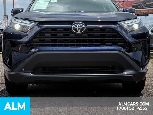 Used 2025 Toyota RAV4 XLE w/ Convenience Package FWD image 9