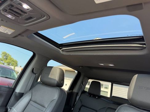 Used 2019 GMC Sierra 1500 Denali w/ Denali Ultimate Package AWD/4WD image 28