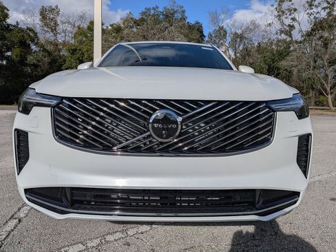 New 2026 Volvo XC90 B6 Plus w/ Protection Package Premier image 14