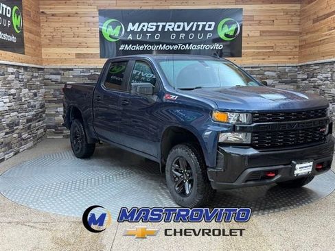 Used 2019 Chevrolet Silverado 1500 Custom Trail Boss w/ Custom Convenience Package AWD/4WD image 1
