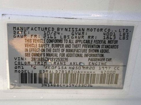 Used 2025 Nissan Sentra SV FWD image 30