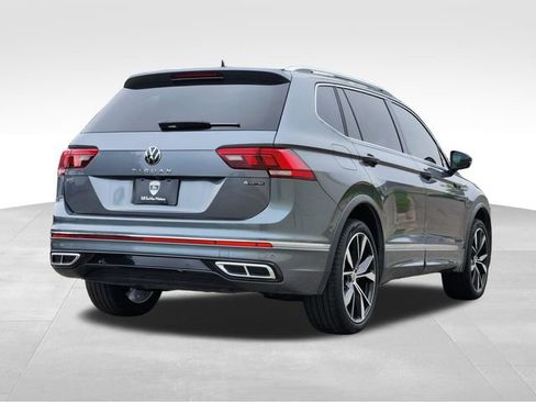 Used 2022 Volkswagen Tiguan SEL R-Line AWD/4WD image 8