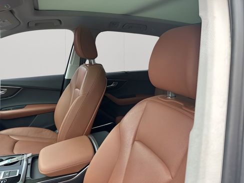 Used 2021 Audi Q7 3.0T Premium Plus w/ Executive Package image 27