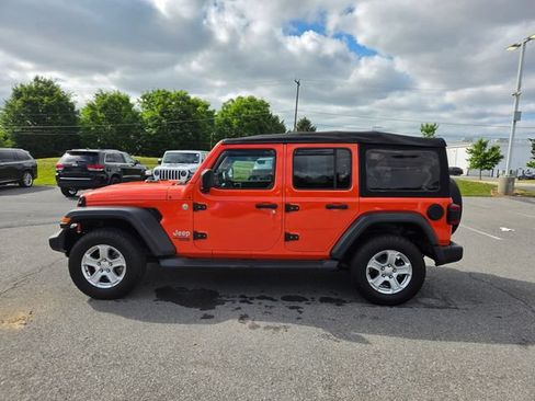 Used 2018 Jeep Wrangler Unlimited Sport S AWD/4WD image 4