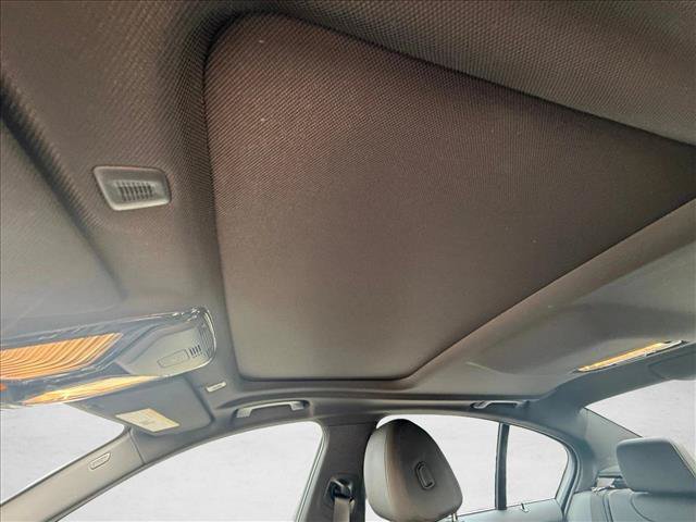Used 2020 BMW 530i RWD image 16