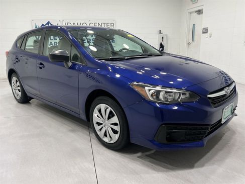 Used 2023 Subaru Impreza 2.0i image 2