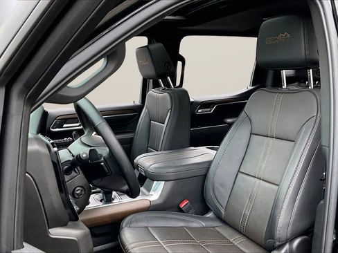 Used 2025 Chevrolet Silverado 1500 High Country w/ Midnight Edition image 22