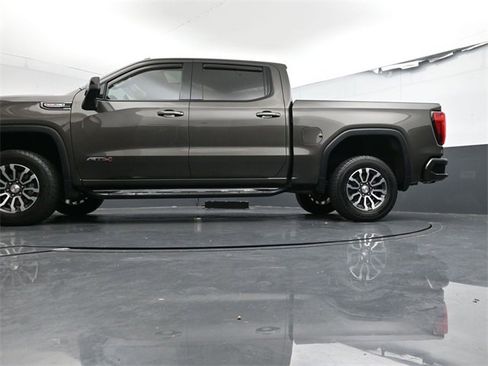 Used 2020 GMC Sierra 1500 AT4 w/ AT4 Premium Package image 32