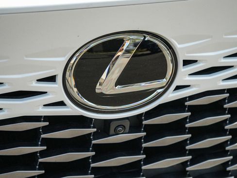 Used 2024 Lexus RX 350 Premium w/ Convenience Package FWD image 9