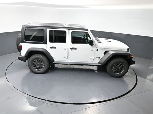 New 2026 Jeep Wrangler Sport S image 37