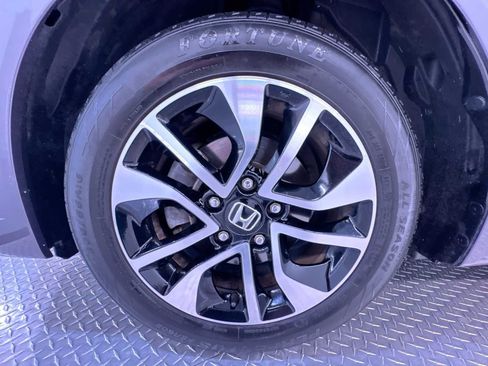 Used 2015 Honda Civic EX image 10