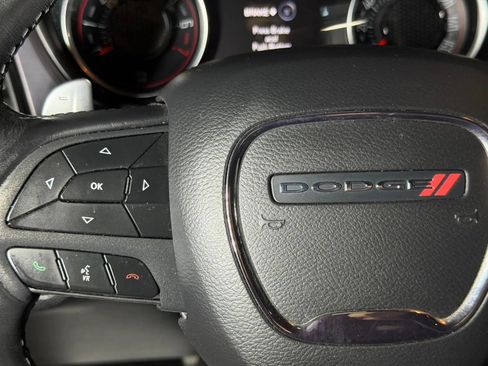 Used 2018 Dodge Challenger SXT RWD image 22