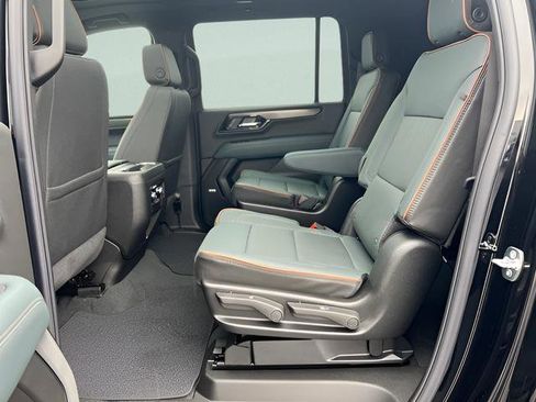 New 2026 GMC Yukon XL AT4 w/ AT4 Premium Package AWD/4WD image 25