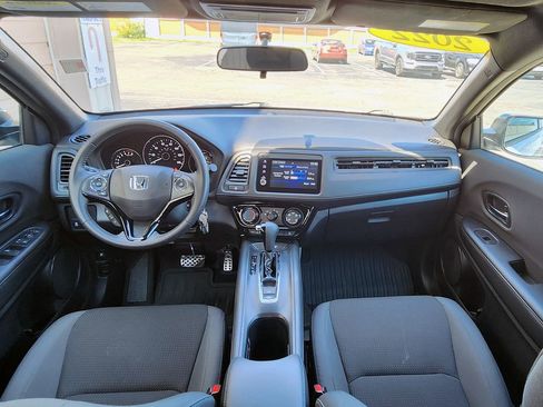 Used 2022 Honda HR-V Sport image 28