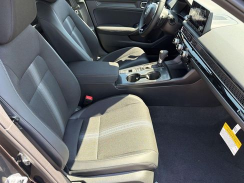 New 2026 Honda Civic Sport image 25
