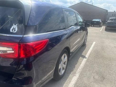 Used 2019 Honda Odyssey EX-L image 4