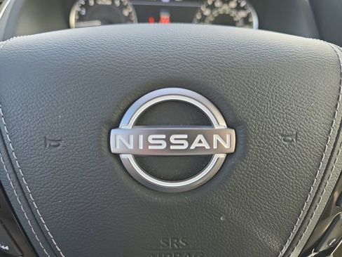 Certified 2023 Nissan Armada Platinum w/ Captain's Chairs Package image 5