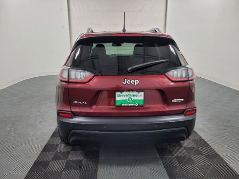Used 2019 Jeep Cherokee Latitude Plus AWD/4WD image 6