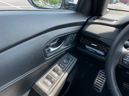 Used 2024 Honda Accord Sport image 22