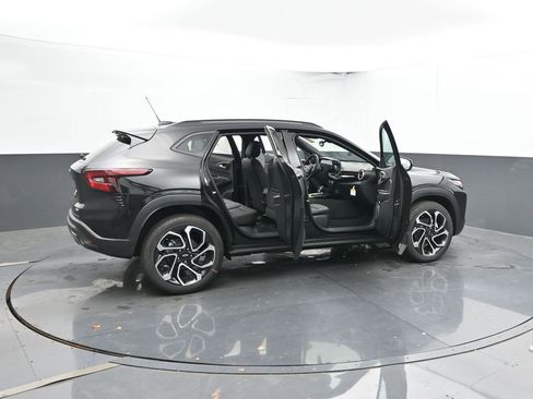 New 2026 Chevrolet Trax RS w/ Sunroof Package image 53