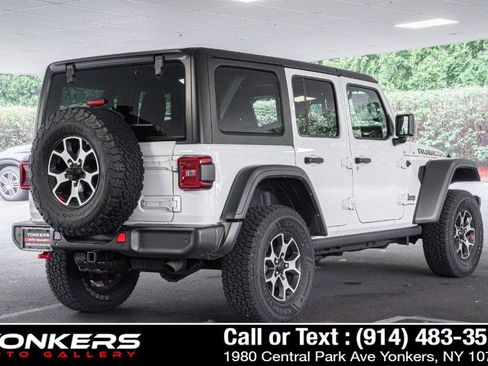 Used 2023 Jeep Wrangler Unlimited Rubicon w/ LED Lighting Group AWD/4WD image 15