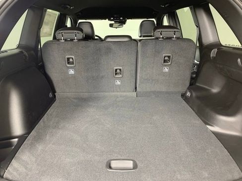 New 2025 Jeep Grand Cherokee Limited image 15